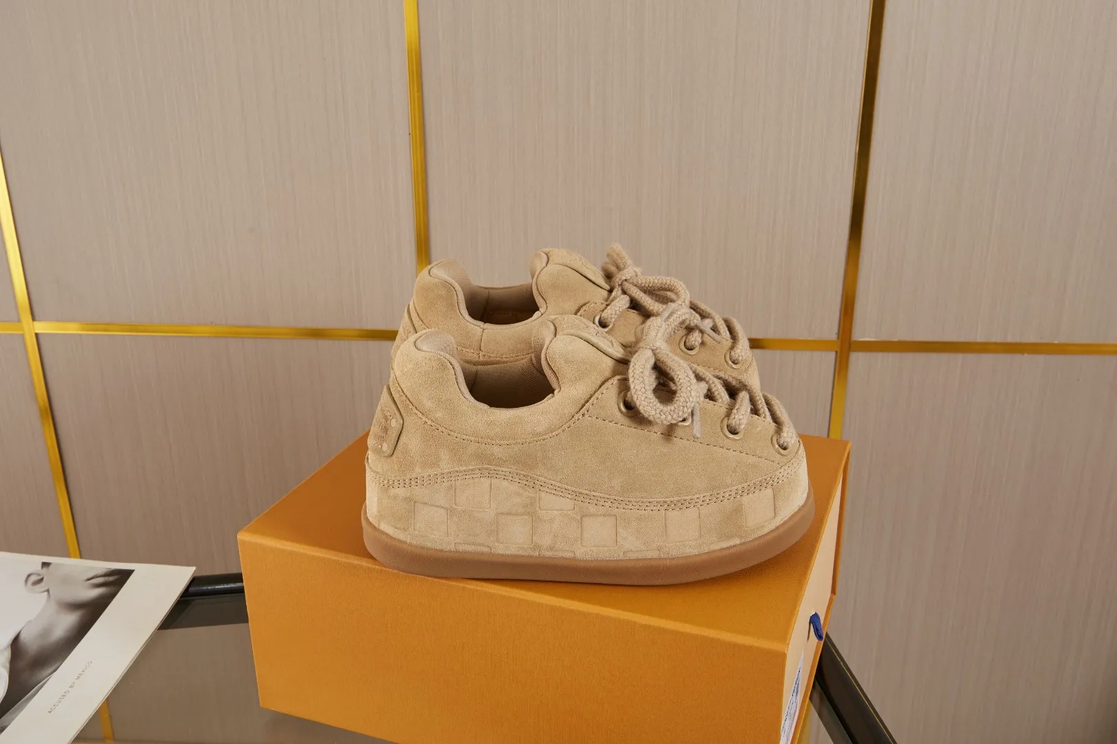 💰💰💰 660 hot style 🆕🆕🆕𝙇𝙑🔥New models are on the shelves🔥 Louis Vuitton 25ss, LV co-branded nigo YETI Fat Ding is ugly and cute, many Internet celebrities have put it on the show, a classic and versatile item. Fabric: imported high mercerized cowhide suede. Lining: High-grade elastic mesh, original molded outsole. Size: women's clothing, 35-41 (customized for women's 40 and 41), men's clothing 39-46 (customized for 45-46)